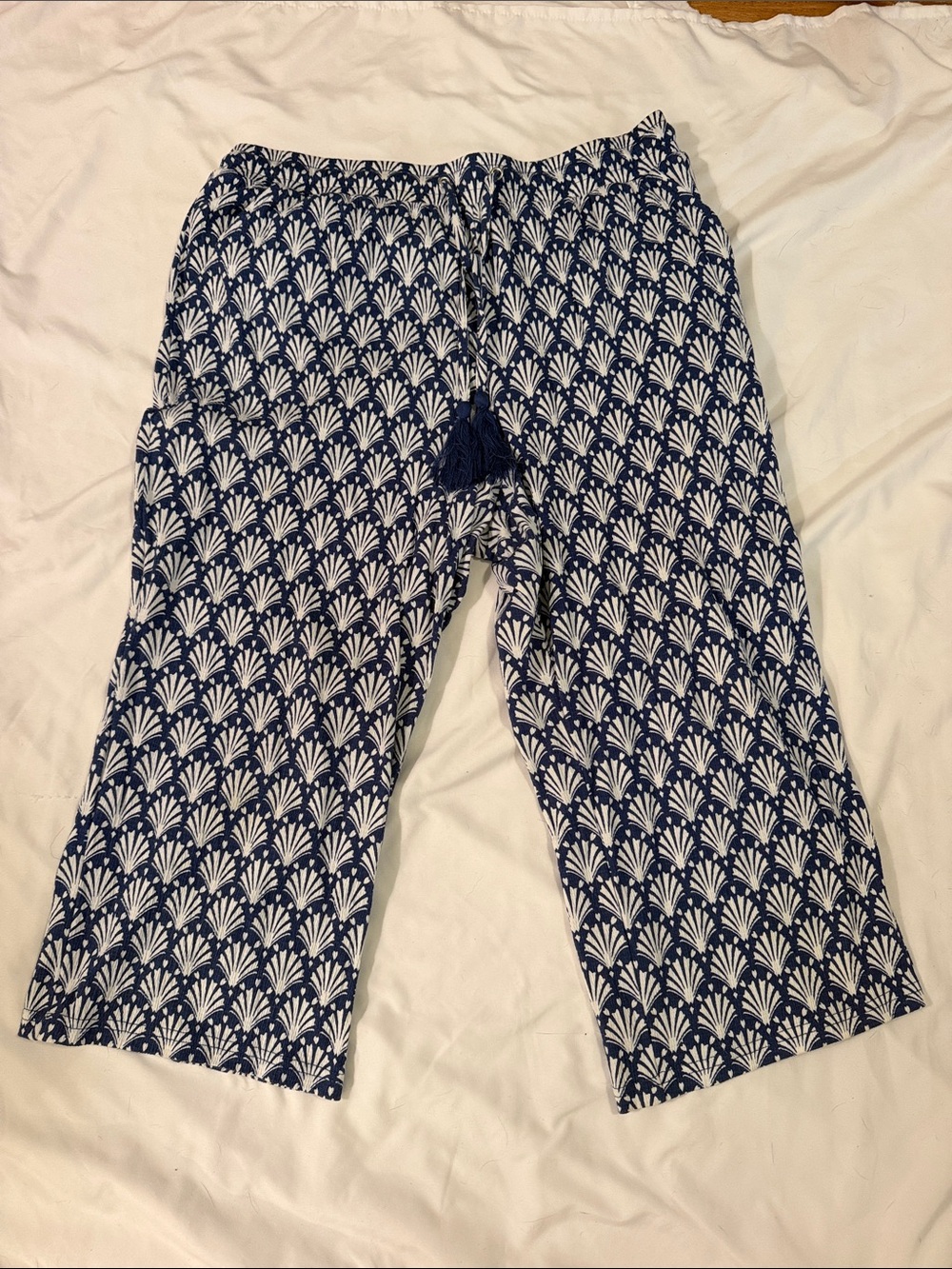 Belle by Kim Gravel Navy and White Patterned Pull-On Capris